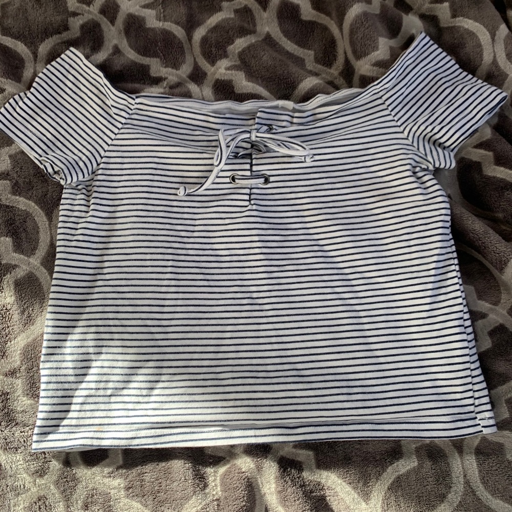 Pacsun off the shoulder crop top!